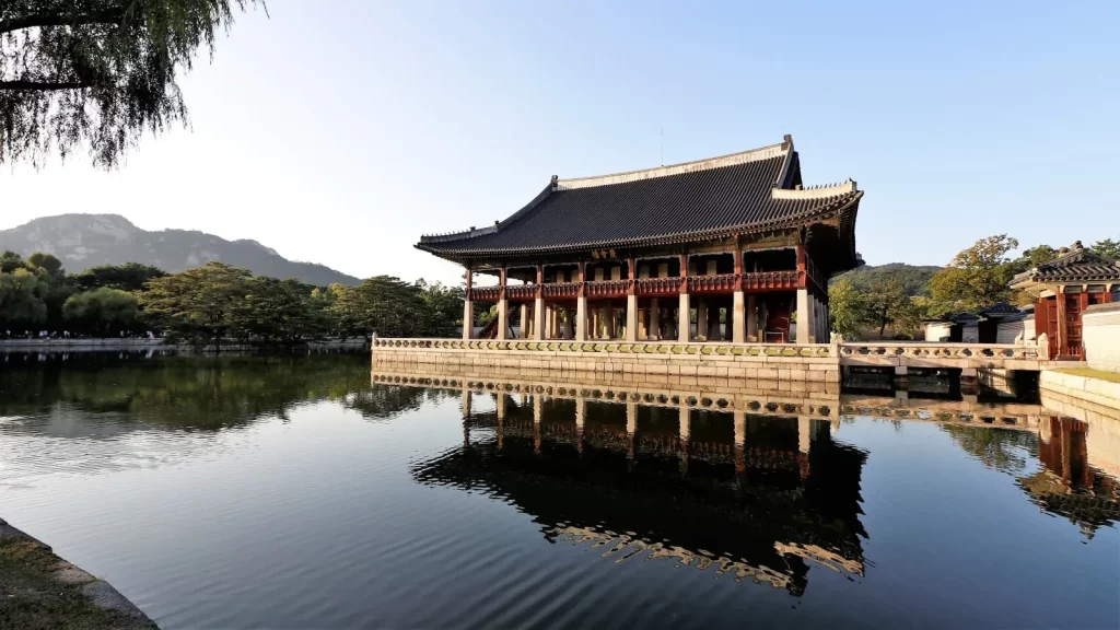 Keindahan Arsitertur dan Fasilitas Istana Gyeongbokgung