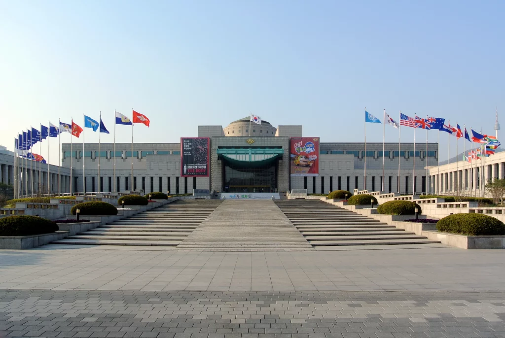 Wisata terbaik di Seoul musim panas - Han River Park - Museum War Memorial Korea