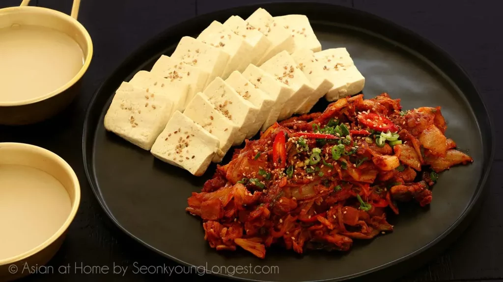 Pilihan menu vegetarian dan halal yang menggoda di seoul garden medan - Tofu Kimchi